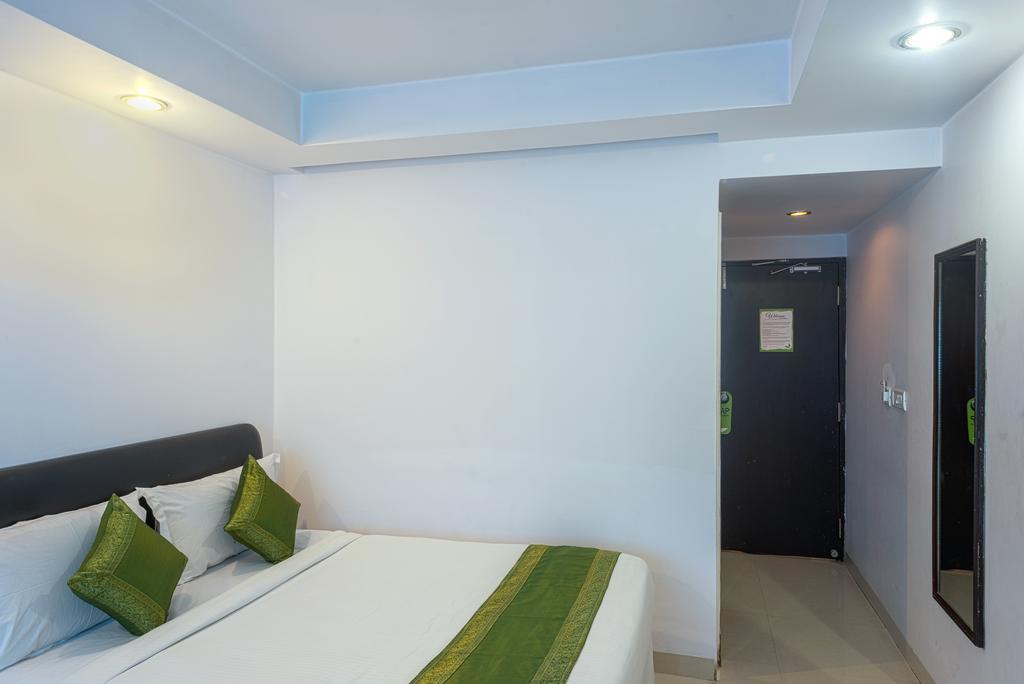 Arihant Hotel Hyderabad Exterior foto