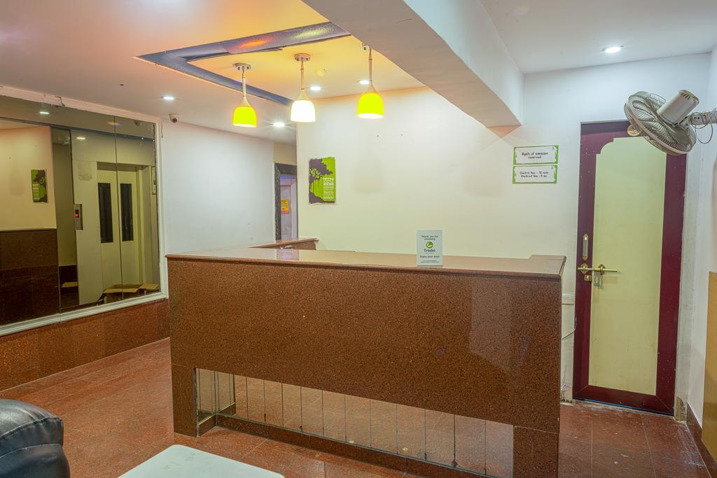 Arihant Hotel Hyderabad Exterior foto