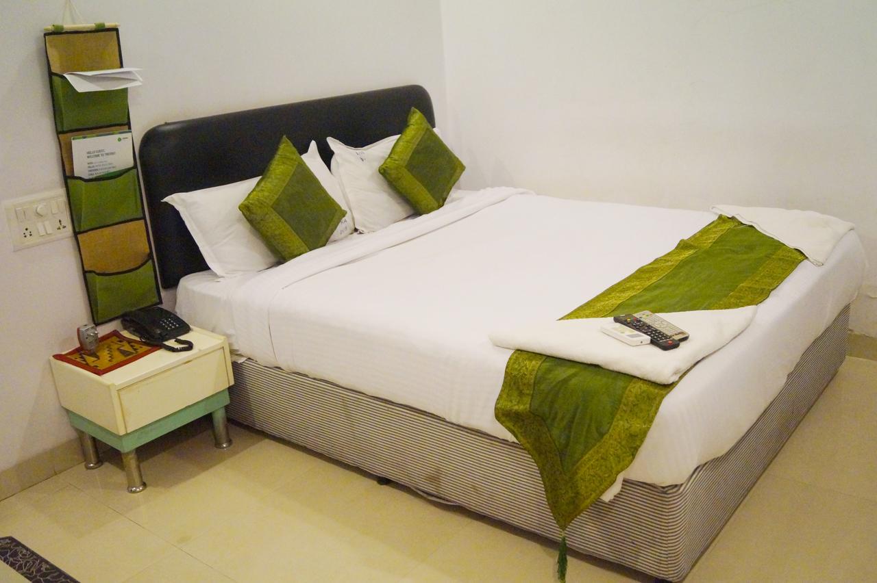 Arihant Hotel Hyderabad Exterior foto